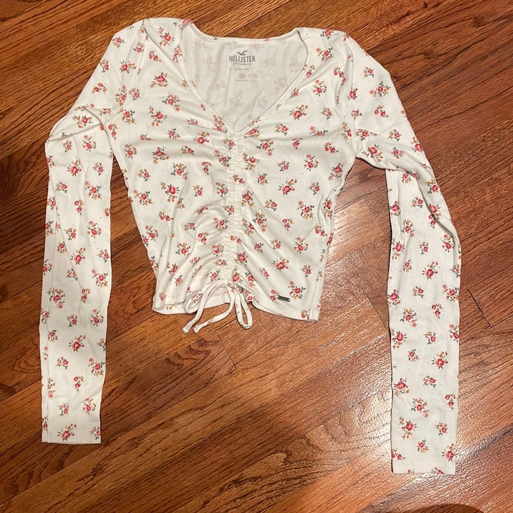 Hollister White Long Sleeve with Pink Flowers Scrunched Front with Tie